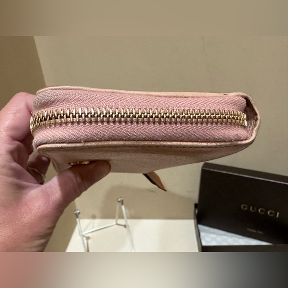 Gucci Marmont Light Blush Pink Pebbled Calfskin Zip Wallet - Picture 4 of 15